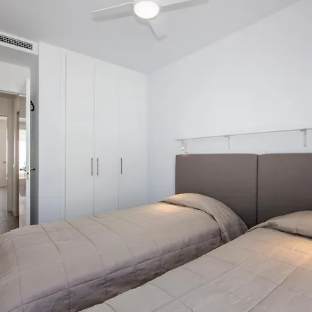Le Mirage Ph With Awesome Rooftop Terrace! Rdr221 Εστεπόνα